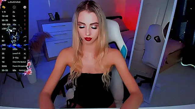 Snapshot of Emilia_Klar chatting on September 2025 03:12:02 PM Emilia Klar online show from September 2025 03:12:02 PM