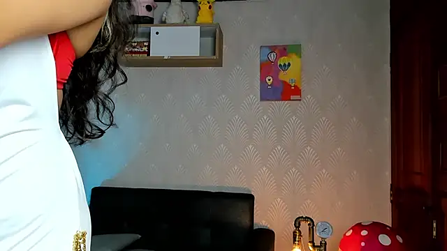 Snapshot of Alaia_Love77 chatting on July 2026 09:53:01 PM Alaia Love77 online show from July 2026 09:53:01 PM