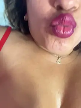 perlita05 online show from September 2025 09:00:02 AM