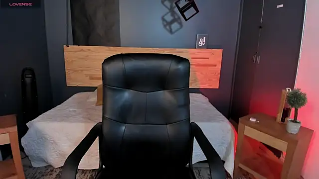 Snapshot of Annaa_rosee chatting on January 2025 03:51:02 AM Annaa rosee online show from January 2025 03:51:02 AM