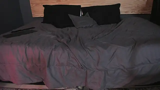 Snapshot of Annaa_rosee chatting on February 2025 06:51:02 AM Annaa rosee online show from February 2025 06:51:02 AM