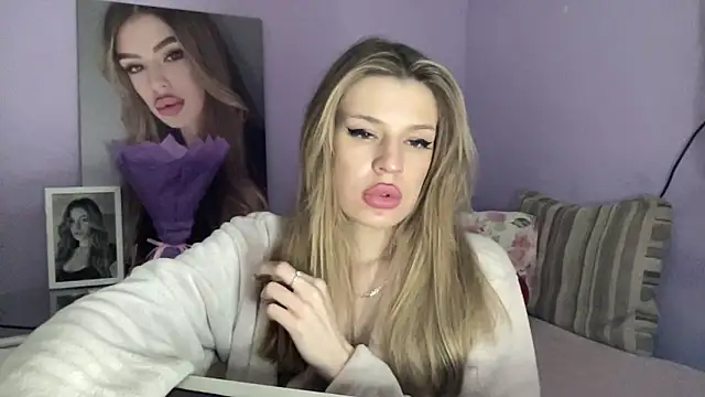 Snapshot of Your_Jessy chatting on January 2025 09:39:02 PM Your Jessy online show from January 2025 09:39:02 PM