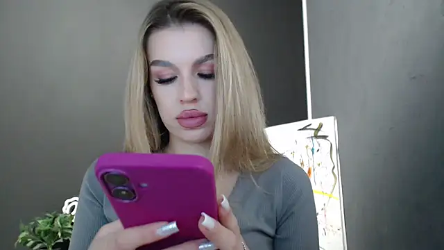 Snapshot of Your_Jessy chatting on October 2025 12:27:01 PM Your Jessy online show from October 2025 12:27:01 PM