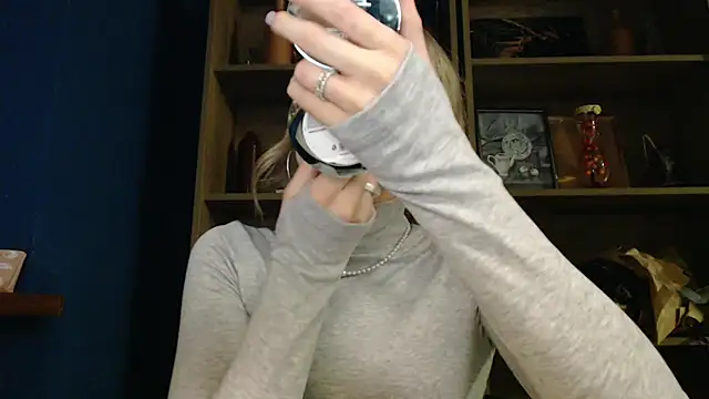 Snapshot of Your_Jessy chatting on November 2025 01:06:01 PM Your Jessy online show from November 2025 01:06:01 PM