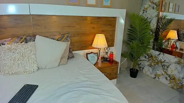 EmaBakker online show from February 2025 03:37:02 PM