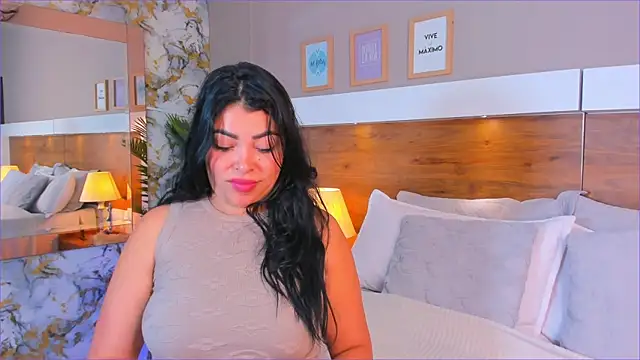 EmaBakker online show from January 2026 11:25:01 AM