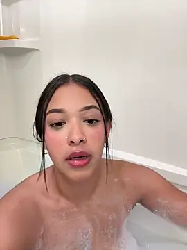 Naniwithnano online show from November 2025 02:55:02 AM