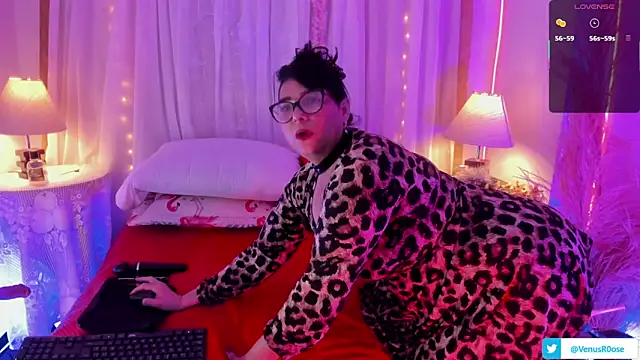 Venus R0se online show from April 2026 09:51:02 AM