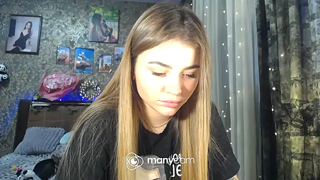 BonnyShy online show from December 2024 11:33:01 AM