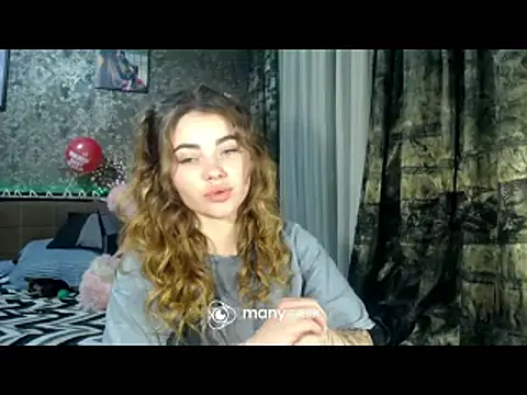 BonnyShy online show from February 2025 04:32:01 PM