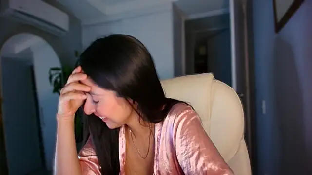 auroracaruso11 online show from October 2025 12:08:02 AM