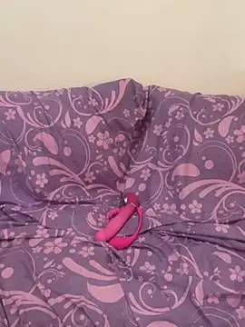 Layla-daloua online show from March 2026 05:12:02 PM