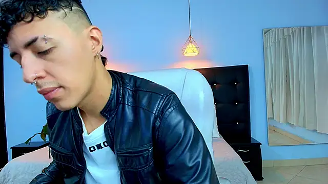 Lobo 17  online show from March 2025 03:52:01 AM