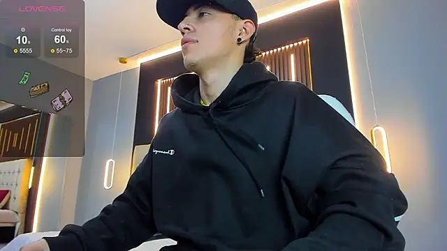 Lobo 17  online show from March 2026 04:15:02 AM