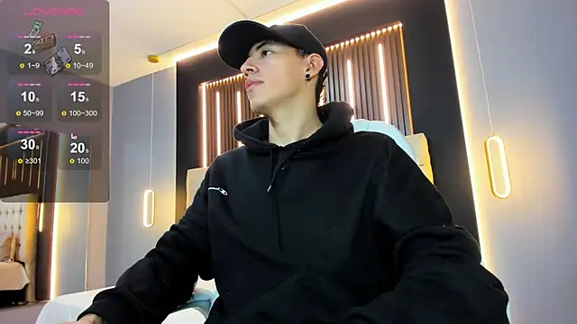 Lobo 17  online show from April 2026 03:40:02 AM