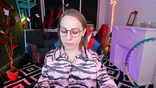 AphexQueen online show from March 2025 09:13:01 AM