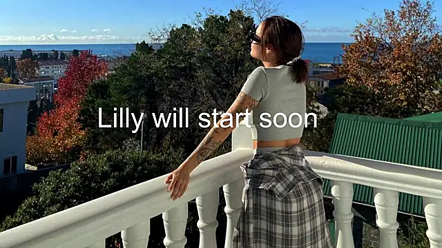 EsmaCrumbley online show from January 2025 04:10:01 AM