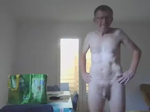 naturiste974 online show from February 2025 08:46:01 AM