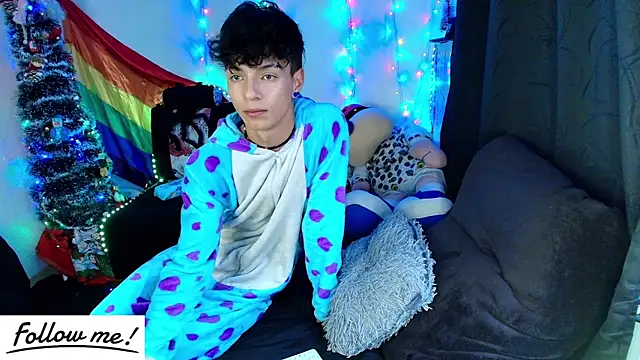 twink sebas  online show from December 2024 10:03:02 PM