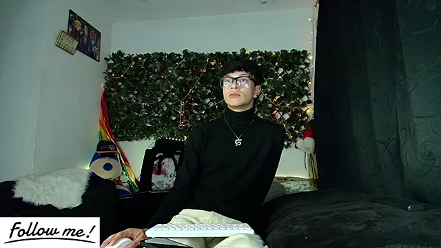 twink sebas  online show from January 2025 05:05:01 AM