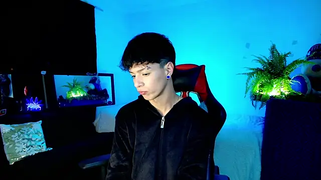 twink sebas  online show from October 2025 05:04:02 AM