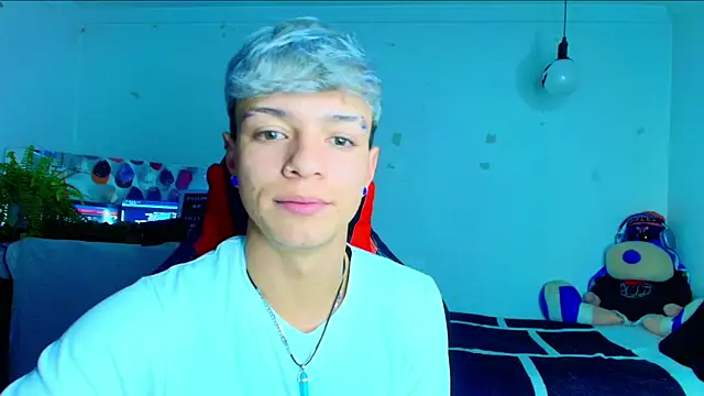 twink sebas  online show from November 2025 03:09:02 AM