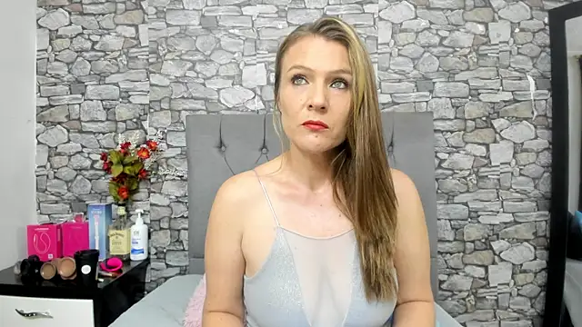 Snapshot of your_angel7 chatting on November 2025 02:10:02 AM your angel7 online show from November 2025 02:10:02 AM