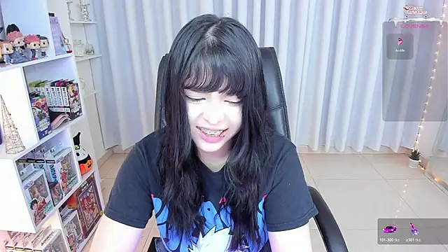 misshoneyxxx online show from November 2025 02:12:02 AM