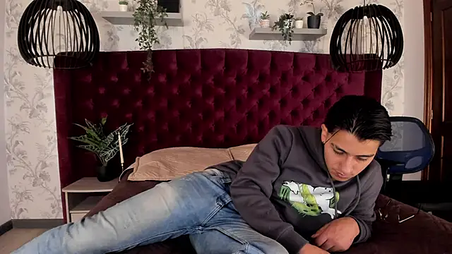 Andy Joy  online show from November 2025 11:35:01 AM