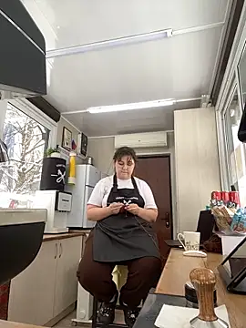 cinnabon  online show from February 2025 12:28:01 PM