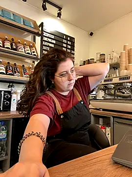 cinnabon  online show from October 2025 01:50:01 PM