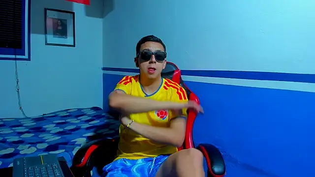 maxowens oficial online show from June 2026 08:03:01 AM