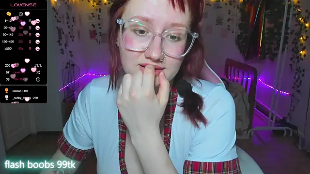 KrisTyBooBsin online show from February 2025 09:12:01 PM