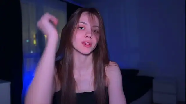 Riasha online show from November 2025 07:50:02 PM