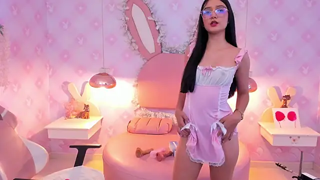 Saraa Skinny online show from March 2025 02:59:02 PM