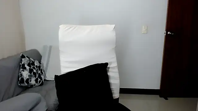 Laura-pervert online show from June 2026 01:10:02 AM