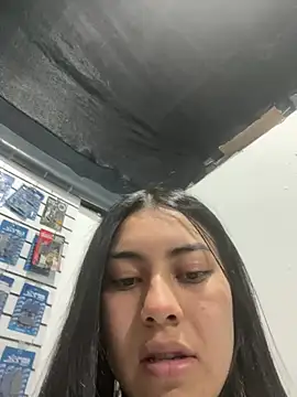 emily 22x online show from January 2025 01:33:01 AM