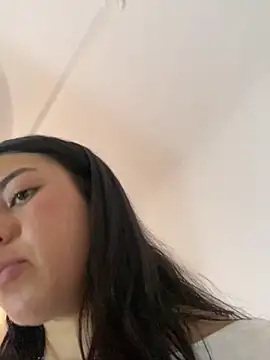 emily 22x online show from February 2025 07:52:01 PM