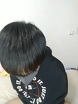 itsme LEON online show from March 2025 12:58:02 PM