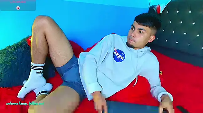 kalivan voinesscu online show from December 2024 04:42:02 AM