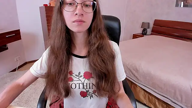 Pantyhose Mila online show from October 2025 07:16:02 PM