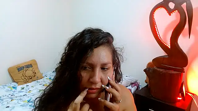 naihroby online show from December 2024 01:04:01 AM