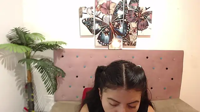 CarolineBrunx online show from March 2025 04:20:02 AM