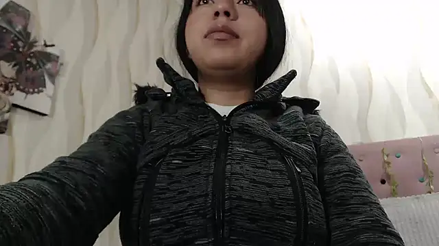 CarolineBrunx online show from September 2025 04:34:02 AM