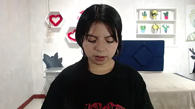 CarolineBrunx online show from October 2025 12:30:02 AM