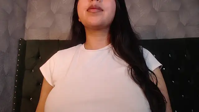 CarolineBrunx online show from January 2026 07:11:01 PM