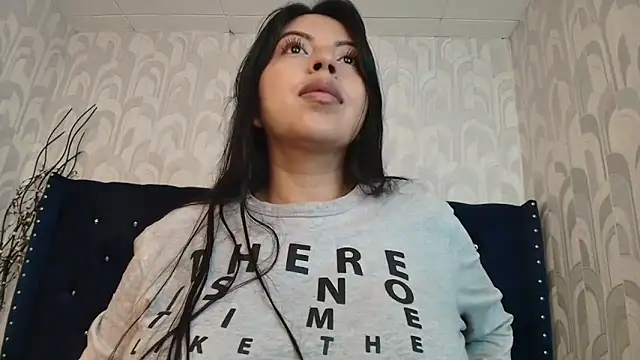 CarolineBrunx online show from March 2026 02:07:01 AM