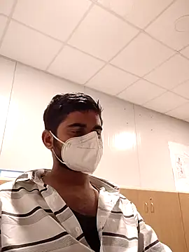 Ishan003 online show from December 2024 03:44:01 PM