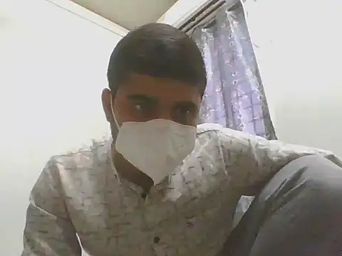 Ishan003 online show from February 2025 12:48:02 PM