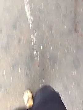 Ishan003 online show from September 2025 12:56:02 AM